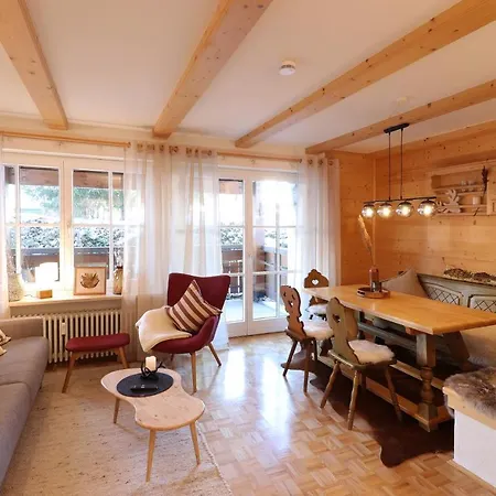 'chalet-style' Ruhige & Zentrale 3-raum-suite Direkt Am Kurpark Apartment Oberstdorf